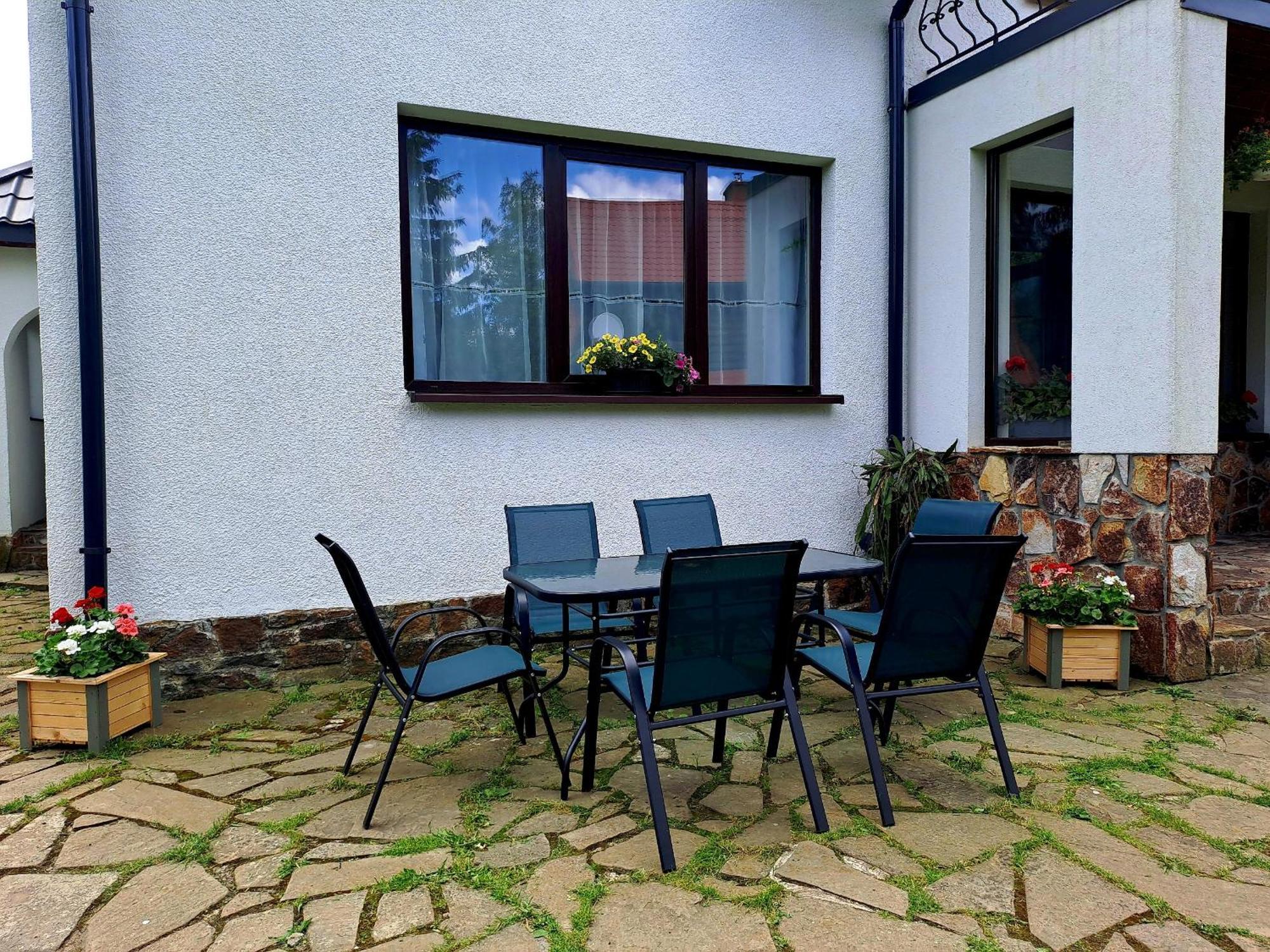 Wichrowe Wzgorza Hotel Strzebowiska Екстериор снимка